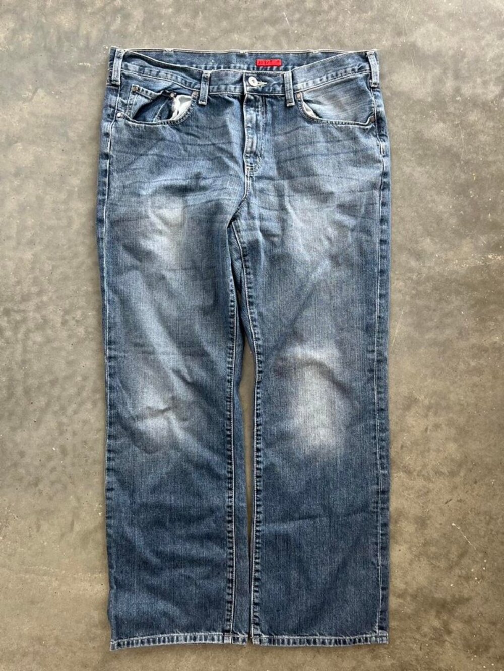 American Vintage Men's Blue and Navy Jeans